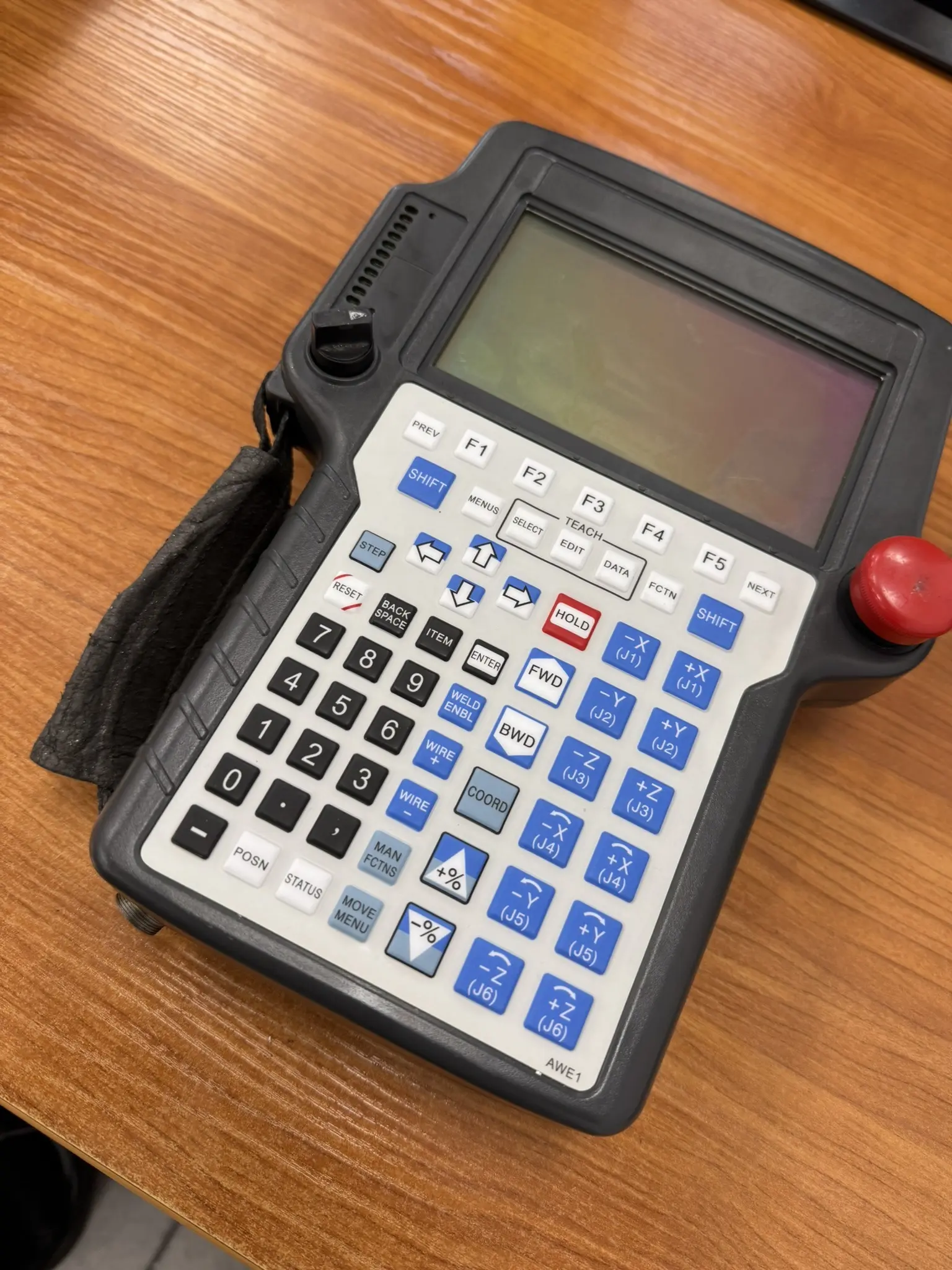 Aufgearbeitetes FANUC Teach Pendant mit neuer Bedienfolie
